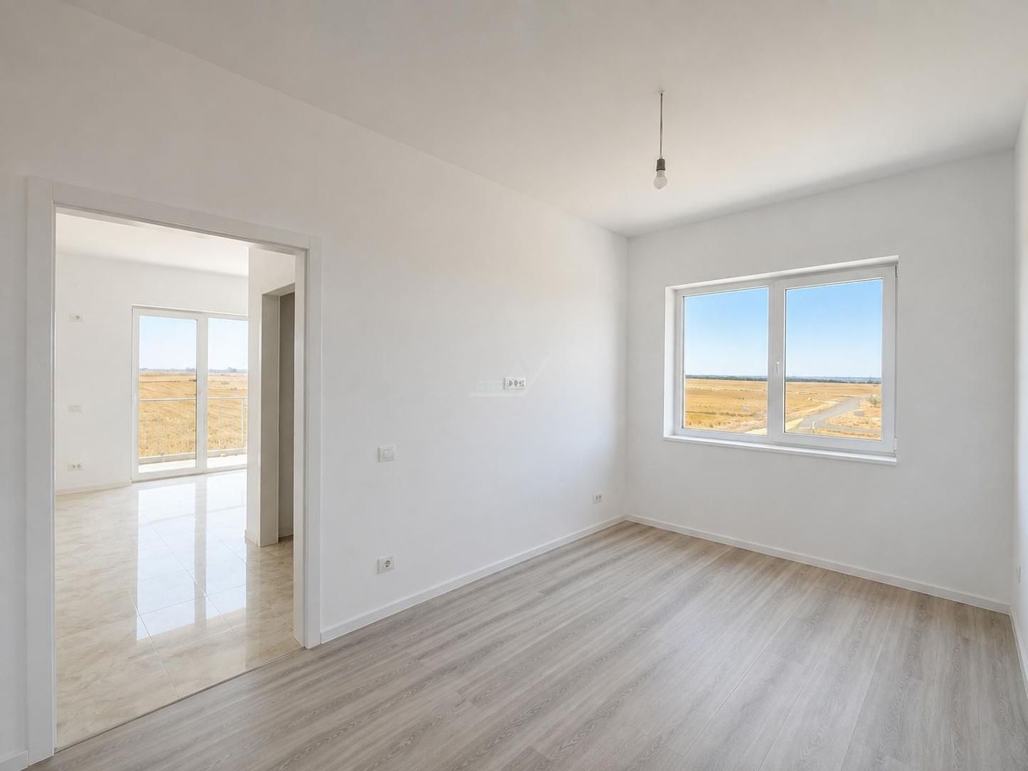 Bloc nou cu finisaje superioare. Etaj intermediar. Loc de parcare - Poză 5