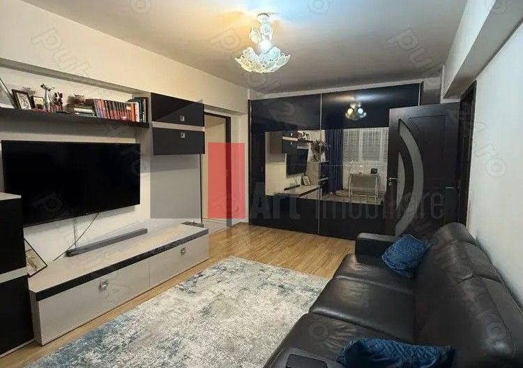 Apartament 3 camere Dristor, Piata Rm. Sarat, renovat - Poză 5