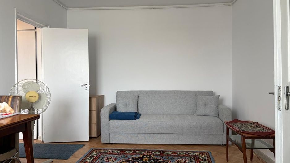 Apartament luminos cu doua camere, 1 mai - Poză 1