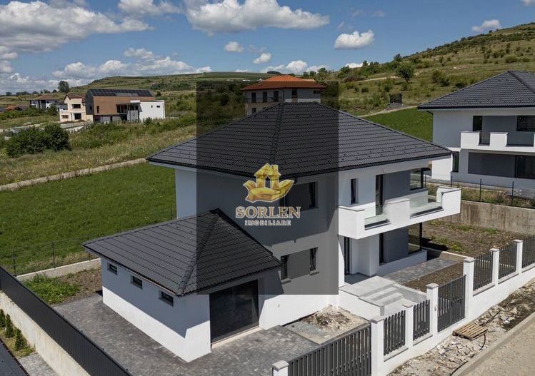 Casă unifamilială nouă, la intrare în Chinteni - Cluj Napoca - Poză 2
