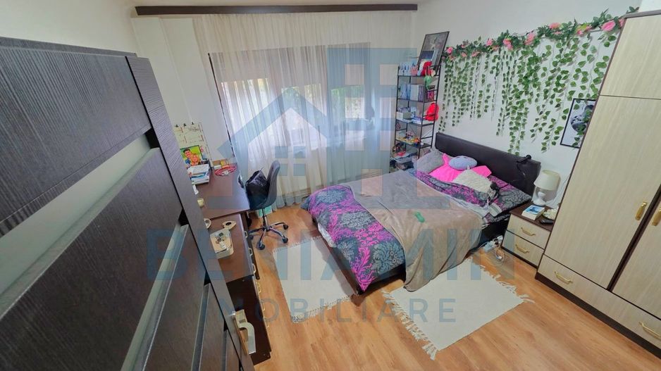 3 camere decomandat-Centrala termica-Parter-Mobilat si Utilat-Izolat - Poză 1