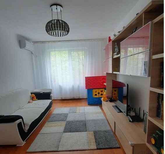 Apartament ULTRAMDOERN 3 CAMERE & 2 BAI | LUJERULUI | METROU - Poză 1