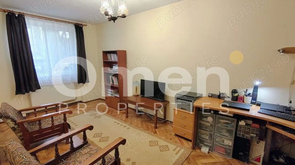 Apartament 3 camere de vânzare – Zona Dragoș Vodă, Baia Mare - Poză 2