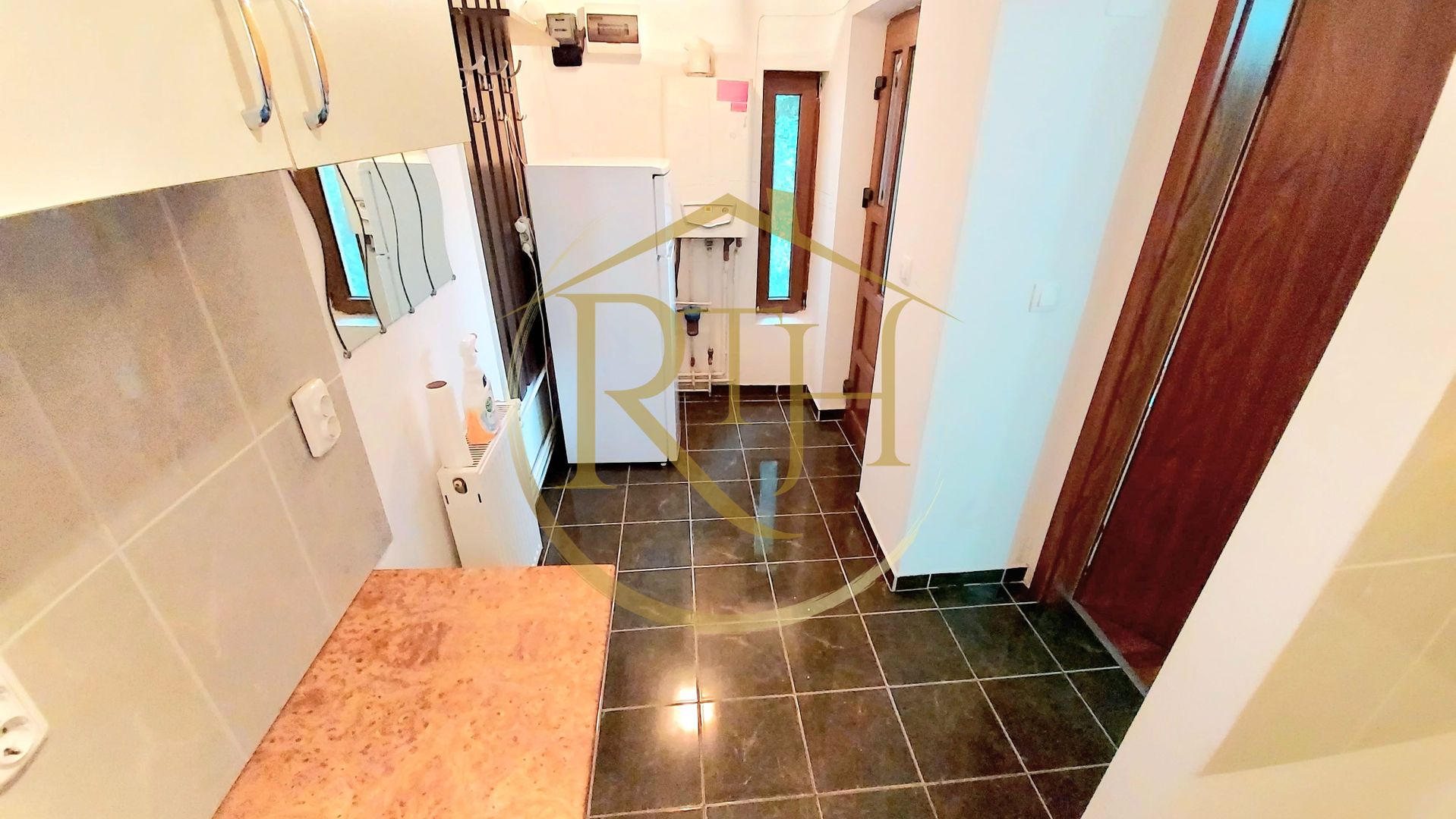 Oferim spre inchiriere apartament 1 camera, Complex Studentesc, parcare privata - Poză 6