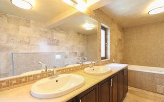 Casa deosebita cu teren de 900mp in cartierul Faget - Poză 16