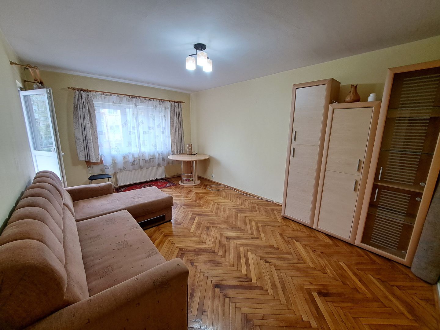 Apartament 2 camere decomandat etaj 1 Grigore Balan 49 M² - Poză 1