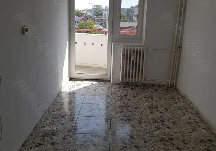 Închiriez apartament 3 camere, Unirii, nemobilat, pretabil birou - Poză 7