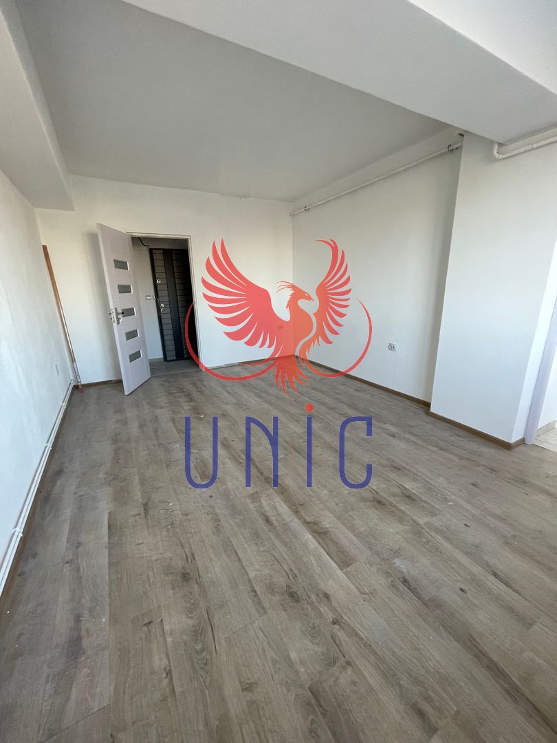 Garsoniera la pret excelent, Etaj intermediar-Bloc Nou - Poză 1