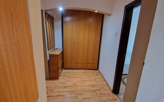 Apartament 3 camere decomandat  zona Big Nou etaj 3/4 - Poză 8