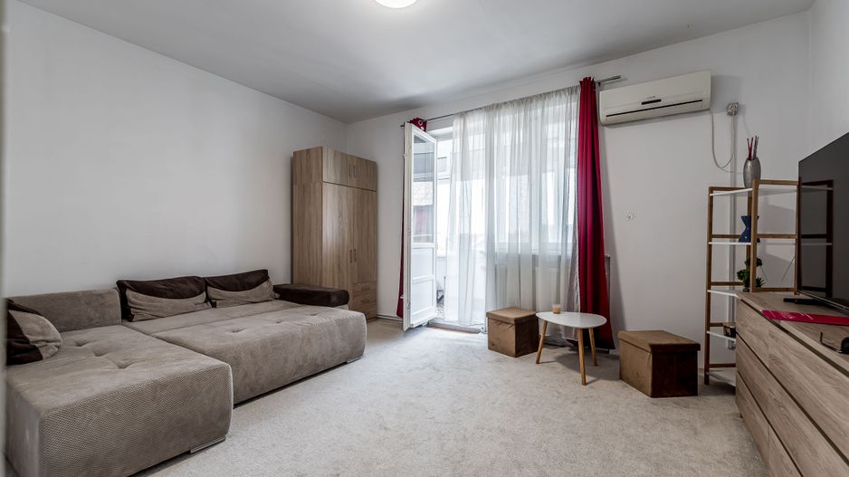 Apartament cu 1 cameră, balcon închis și boxă pe str. Carol Davila - Poză 2
