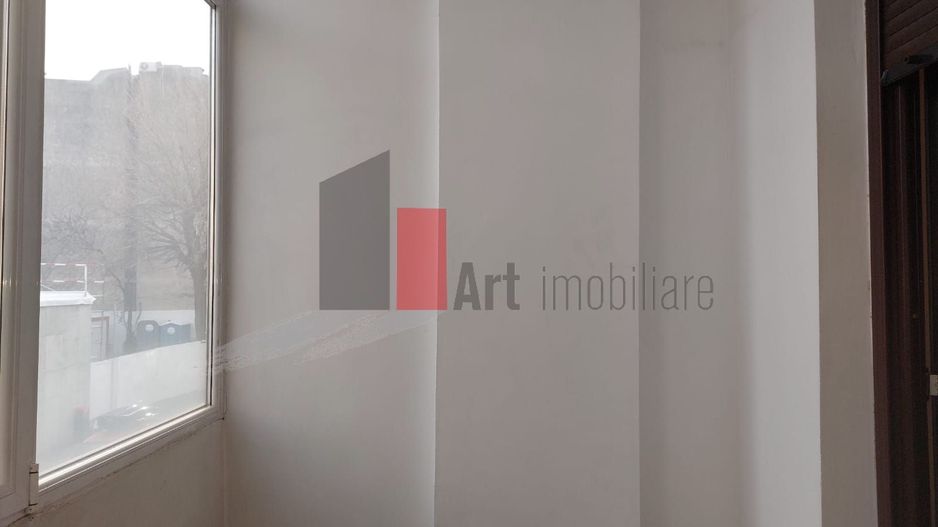 Apartamentul "BEQUEM",  180 mp suprafata totala, CONSOLIDAT, GARAJ IN ACTE, BOXE - Poză 18