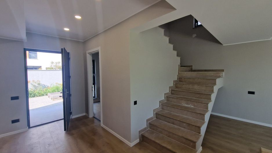 Casă nouă de vânzare lângă Pădurea Tunari – 5 camere, 306 mp teren - Poză 5