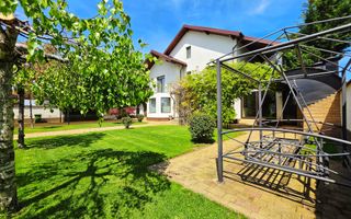 Vilă premium în Strejnicu | 8 camere | 345 mp utili | teren 595 mp - Poză 2