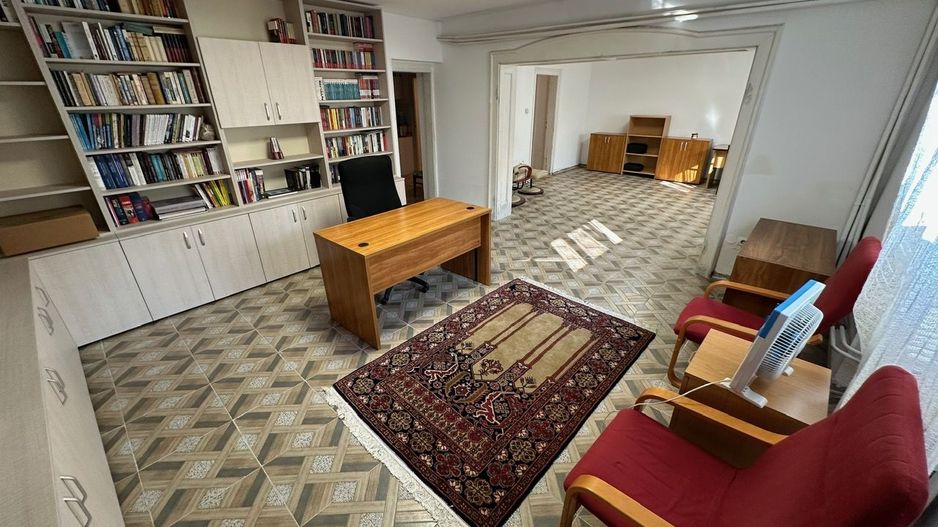 Casa in zona CENTRALA -  Take Ionescu - Poză 9