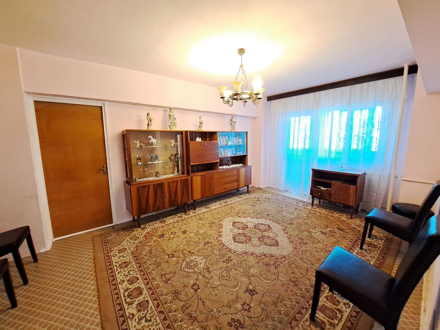 Apartament cu 3 camere 71,20 mp - Maica Domnului - Poză 1