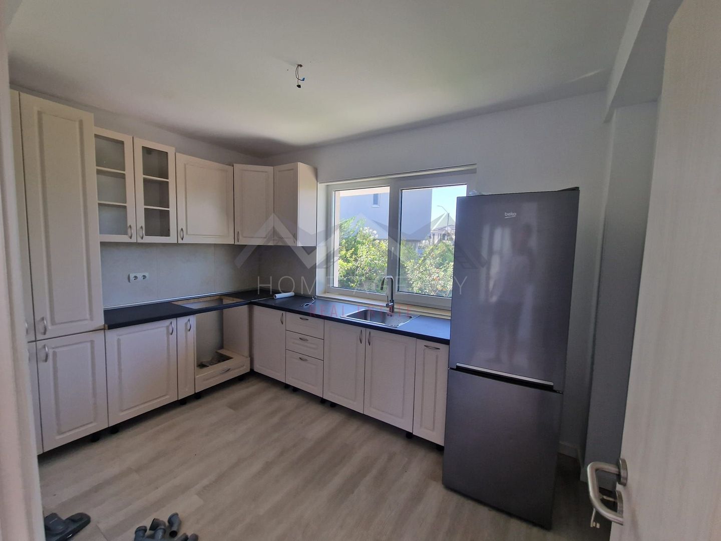 Casă P+1+pod mansardat nemobilată Otopeni - Tunari - Poză 6