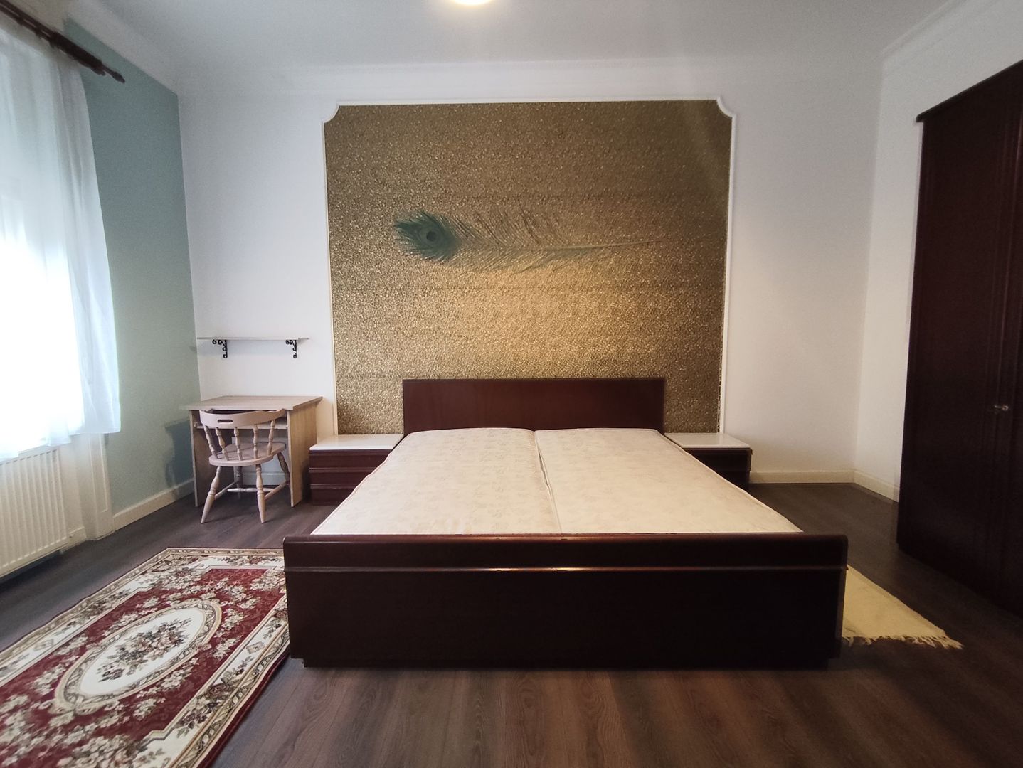 APARTAMENT 3 CAMERE ZONA SINAIA - Poză 3