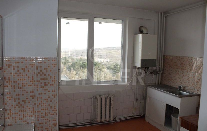 Vanzare 2 camere Gheorgheni, zona Mercur, etaj intermediar - Poză 1