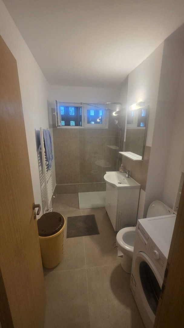 Spitalul Județean | 3 Camere | Etaj 2 | Centrala proprie - Poză 7