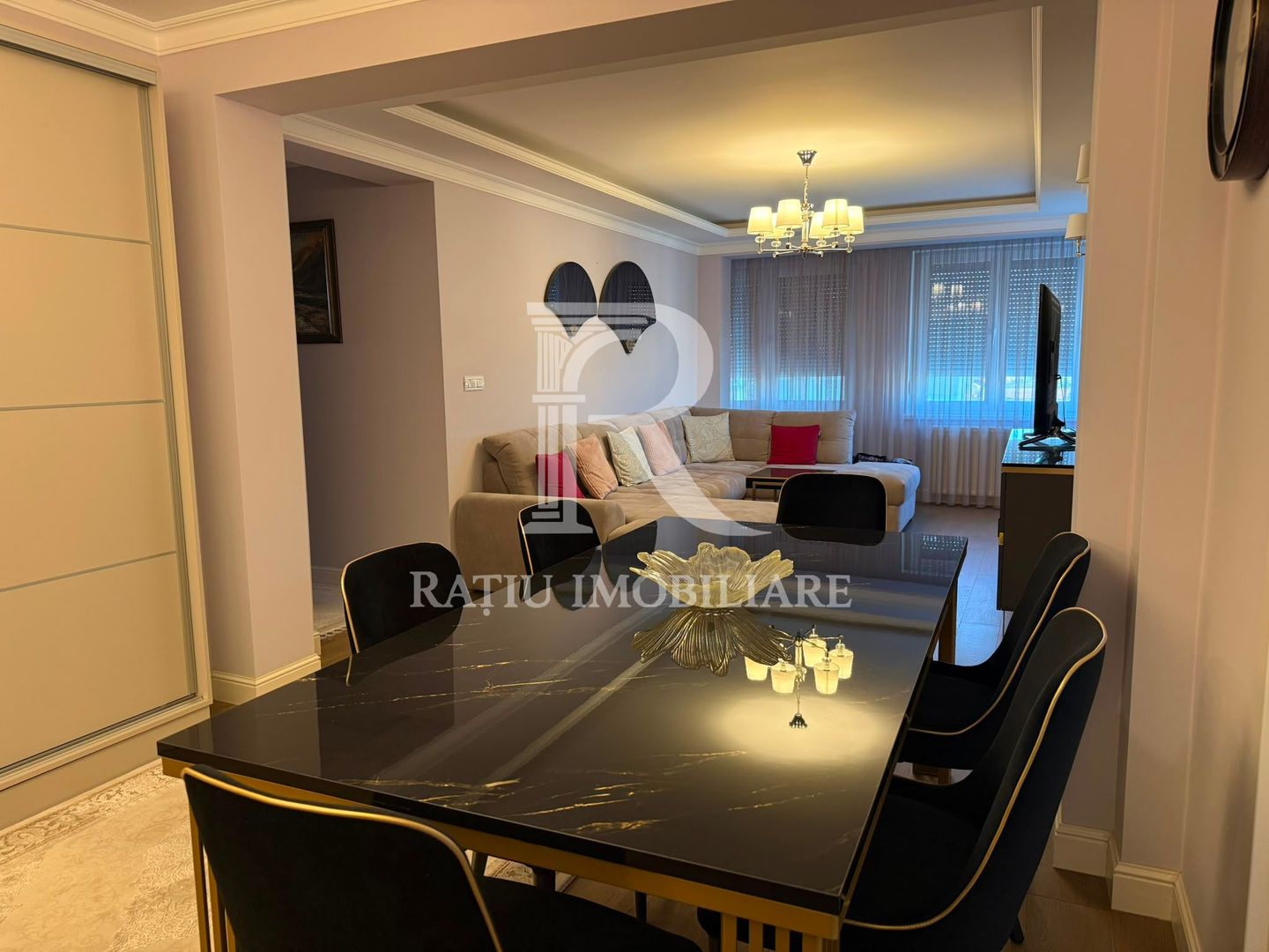Apartament cu 3 camere | 100 mp | Centru Civic | Oradea - Poză 2