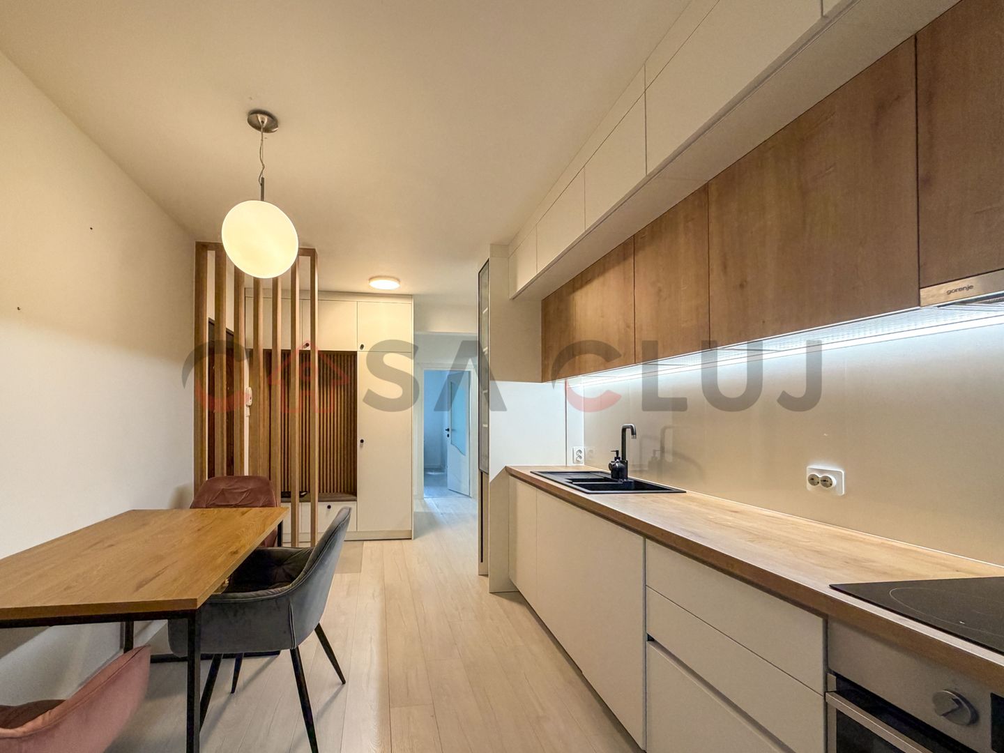 3 camere decomandate, etajul 1, zona Bucuresti - Poză 1