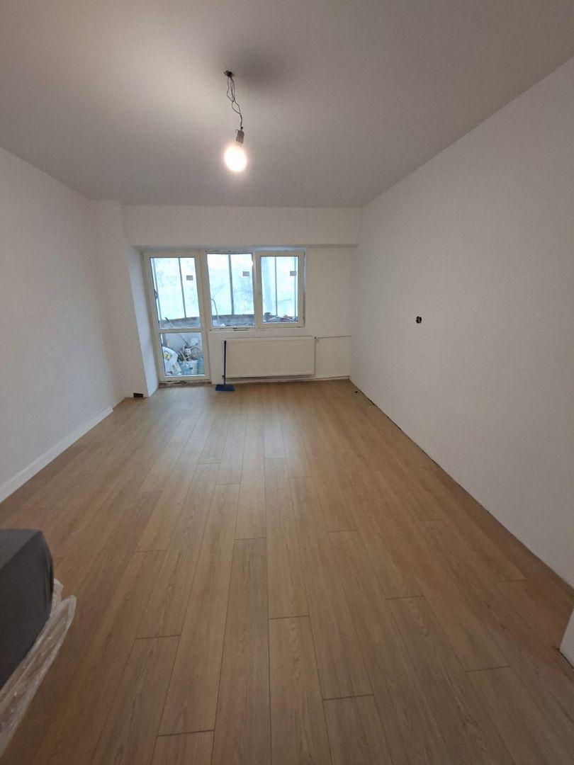 Garsoniera ultra-moderna, Aparatorii Patriei, 99.000€ - Poză 3