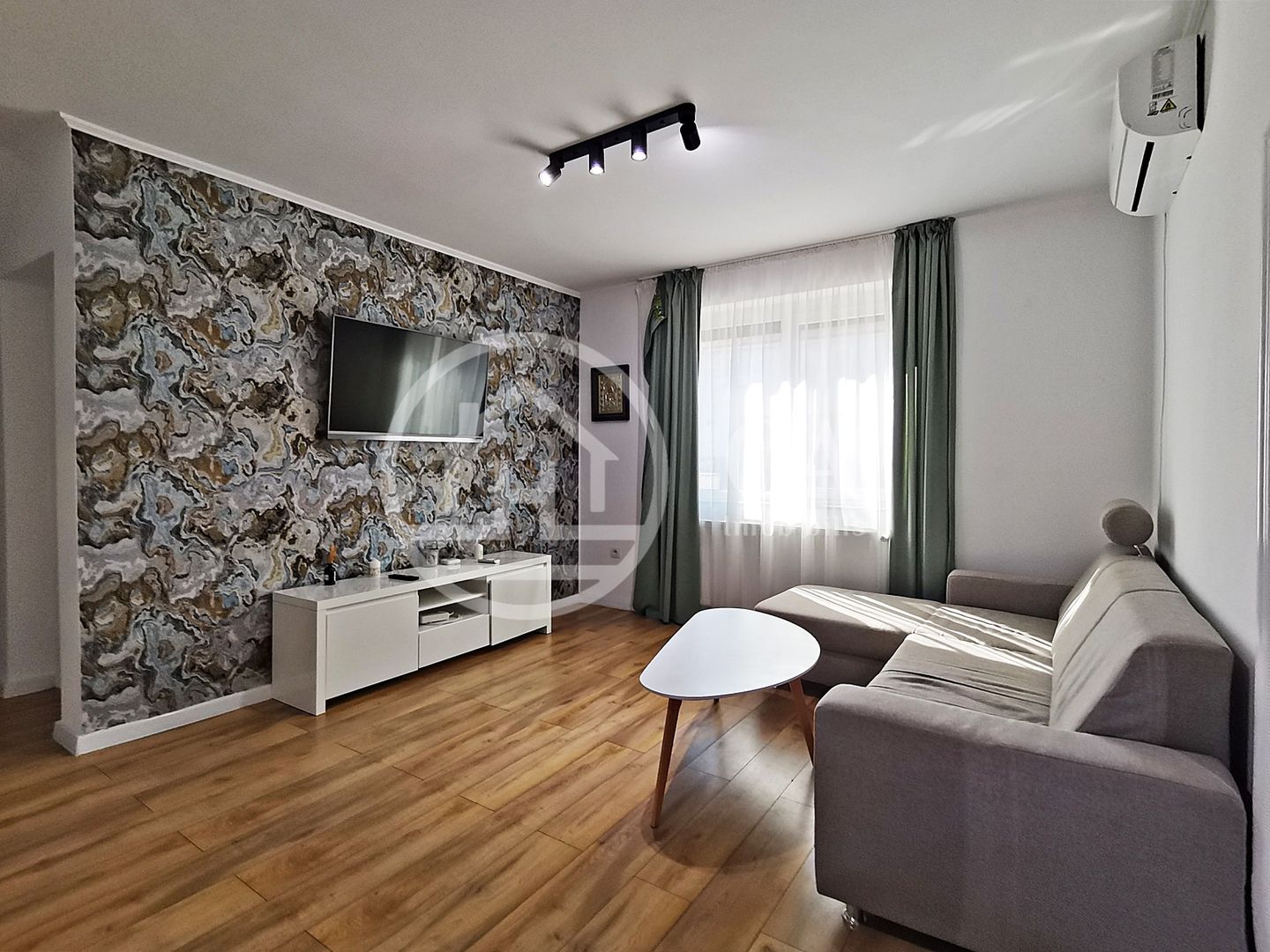 Casa P+1 cu 3 camere de inchiriat in Grigorescu, Oradea - Poză 1