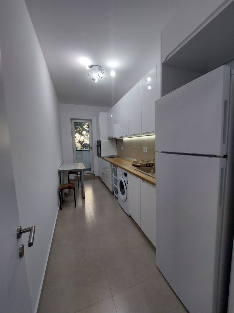 2 Camere, 2 balcoane, mobilat, PARCARE SUBSOL INCLUSA, 3 minute Metrou Pacii - Poză 1