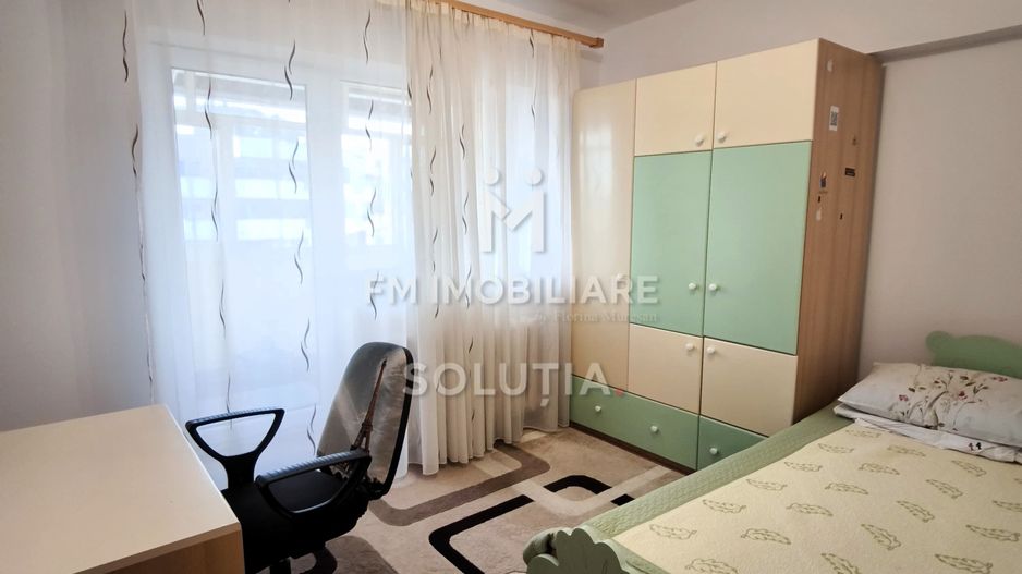 Apartament 3 camere de închiriat | 2 băi | zonă Marinex – Baia Mare - Poză 2