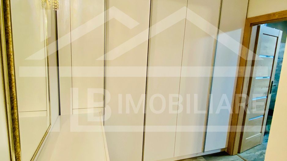Apartament de 2 camere, lux, 64mp, parcare, Zona Centrala - Poză 5