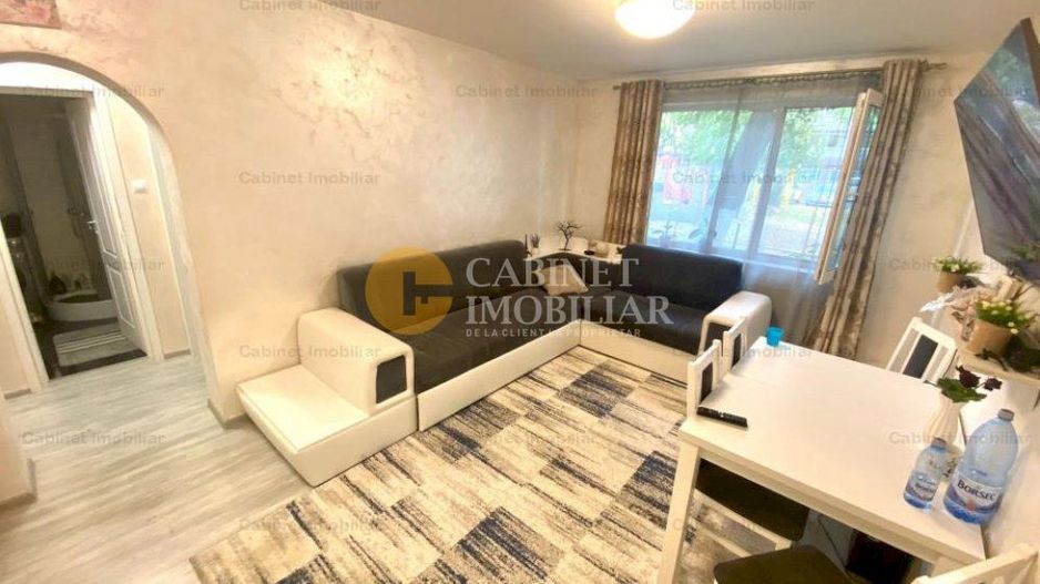 Apartament 2 Camere - Parter - La Bulevard - Zona Podu Ros - Poză 1