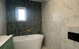 Apartament la cheie / etaj intermediar / Zona Terra - Poză 11