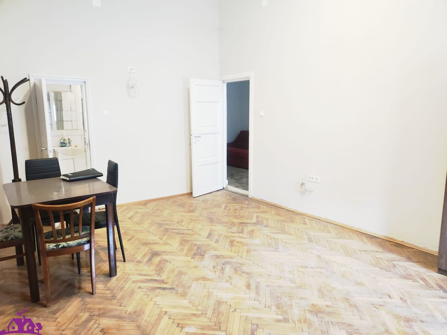 Spatiu birou central - Poză 8