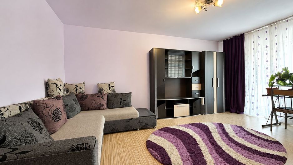 Apartament 3 camere decomandat, zona Alfa, etaj 1, două băi - Poză 1