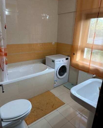 De inchiriat apartament cu 2 camere Complex Privilege, etaj1/13, 400 E - Poză 2