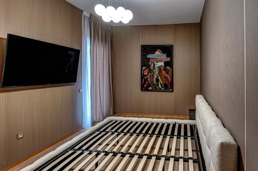 Apartament de vanzare 2 camere, balcon, etaj intermediar, Eroilor - Poză 5