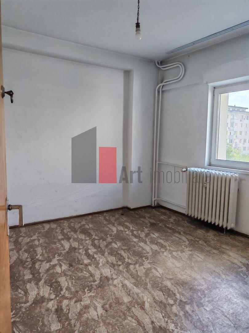Apartament 3 camere Drumul Taberei langa metrou Valea Ialomitei - Poză 1