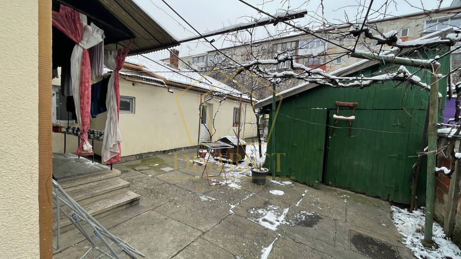 Casa cu 2 spatii comerciale si 2 apartamente | zona Lipovei - Poză 2