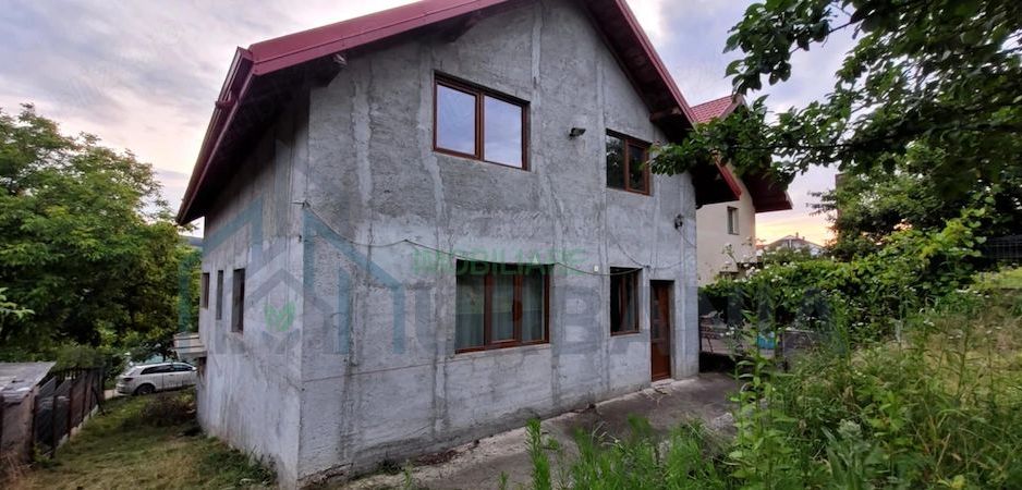 Casă de vânzare în Carlig, comuna Popricani, Iași - 264 mp - Poză 2