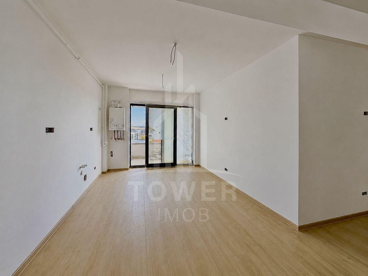 Apartament 2 camere- La cheie-Calea Surii Mici - Poză 2