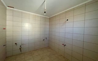 CASA + TEREN 3100 MP | Sat| Casă renovată | Utilități | Curt - Poză 10