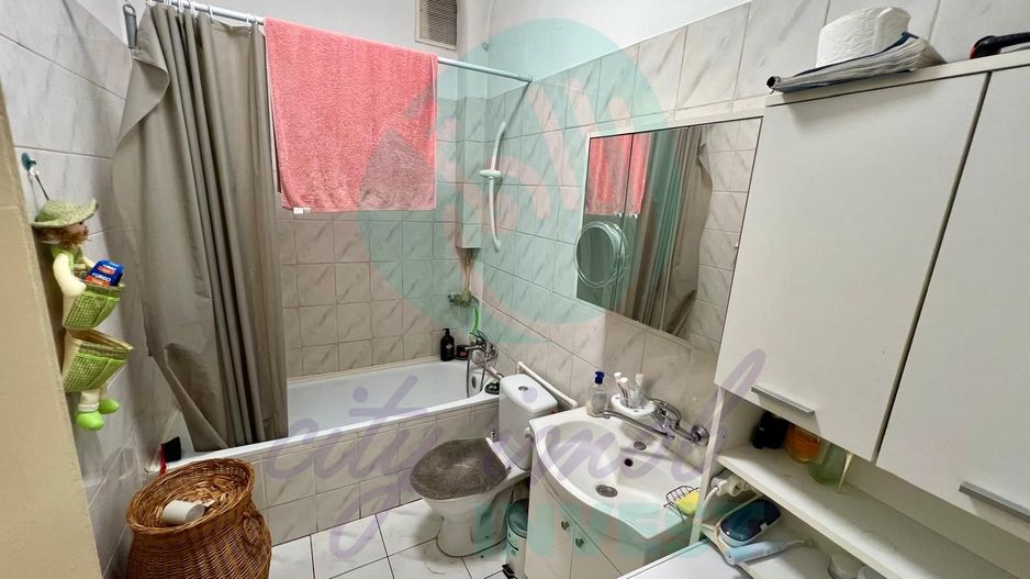 2 Camere in Vila - Pod Basarab-Curte generoasa - Poză 8