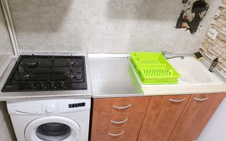 De vanzare garsoniera micro 40, et. 3/3, 27.000 euro - Poză 3