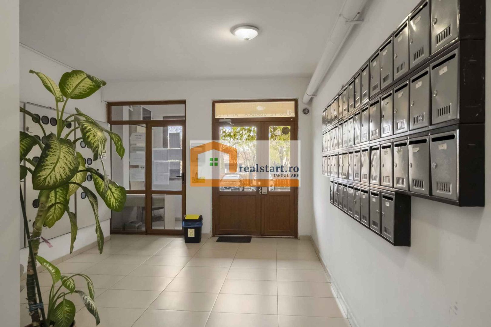 Cartier Latin, 6/8, mobilat si utilat, loc parcare, langa Piata si MegaImage - Poză 16