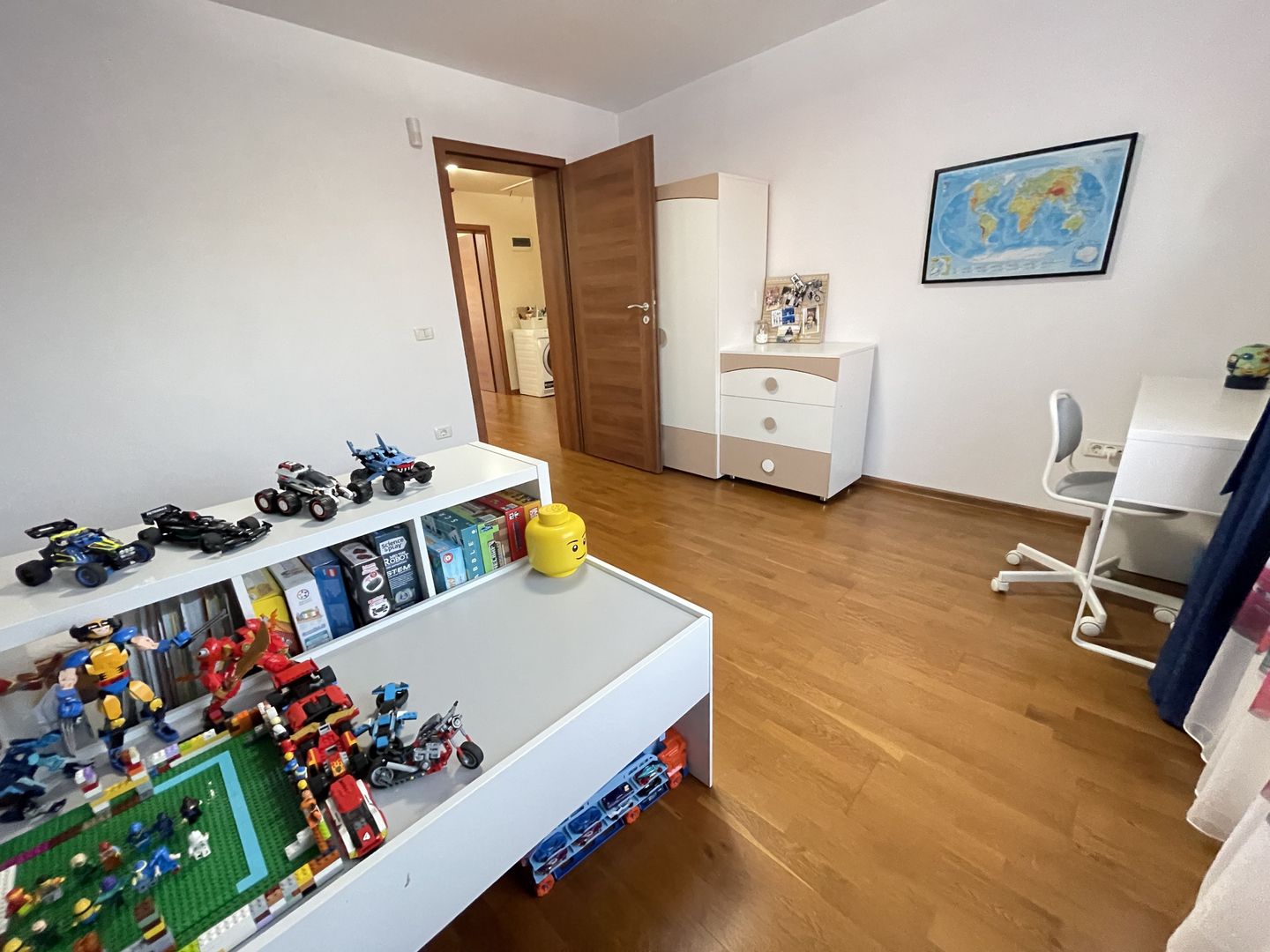 Casa moderna, frumos amenajata in zona Bogdanestilor - Poză 24