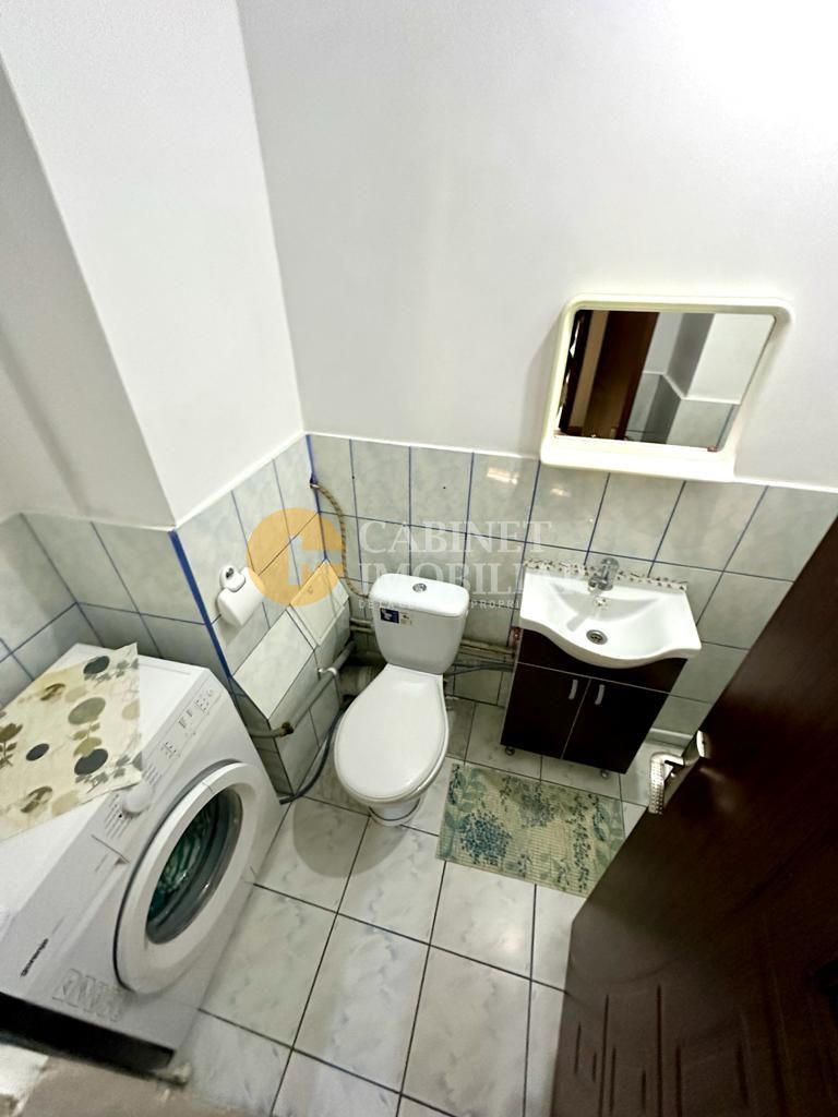 3 Camere Decomandat - ETAJ 2 - Zona Nicolina Rond Vechi - Bloc 1987 - Poză 11