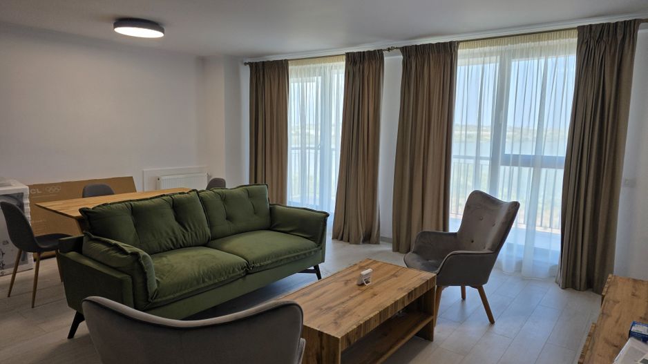 De închiriat – Apartament 2 camere cu vedere frontală la lac & loc de parcare - Poză 1