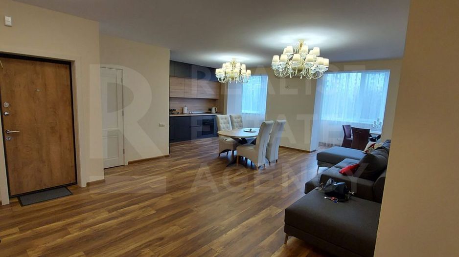 Chirie, apartament, 4 camere, str. Constantin Negruzzi, Centru - Poză 3