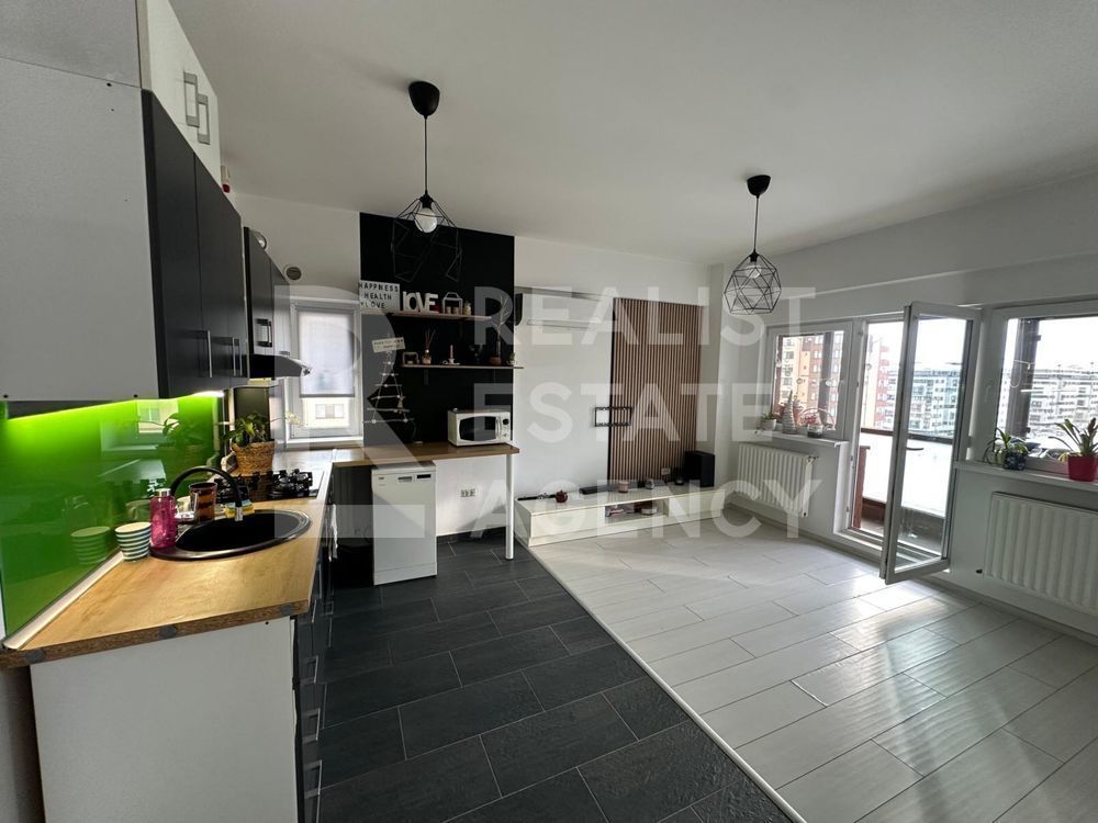 Vânzare, apartament cu 3 camere în zona Militari Residence - Poză 1