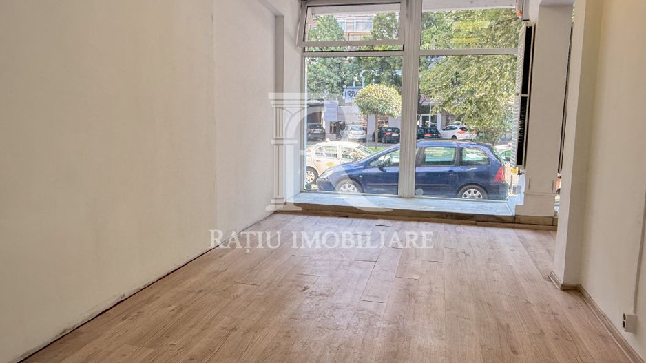 Spațiu comercial de închiriat | Bulevardul Dacia | Oradea - Poză 12